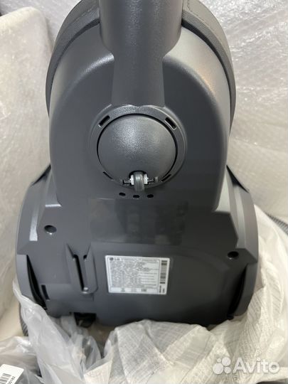 Пылесос LG Kompressor VK89383HU бу труба