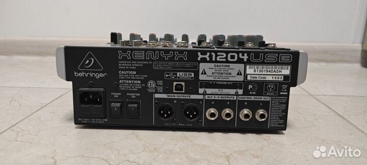 Микшерный пульт behringer 1204