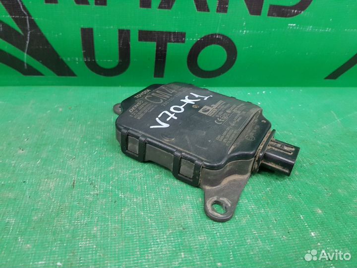 Датчик слепых зон задний правый Toyota Camry V70