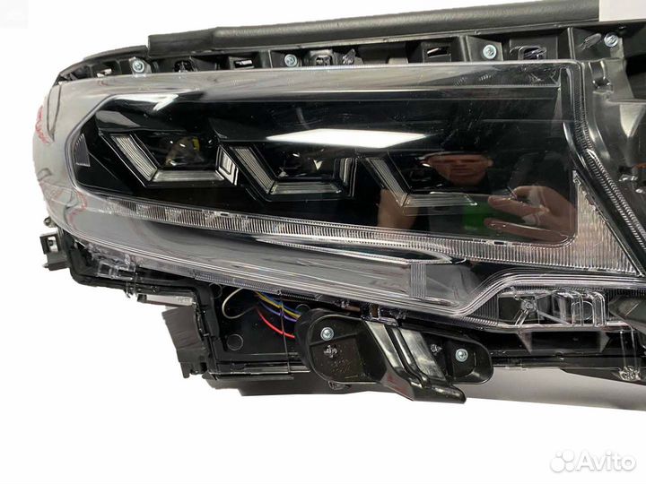 Фары Toyota Land Cruiser Prado 150 G9830