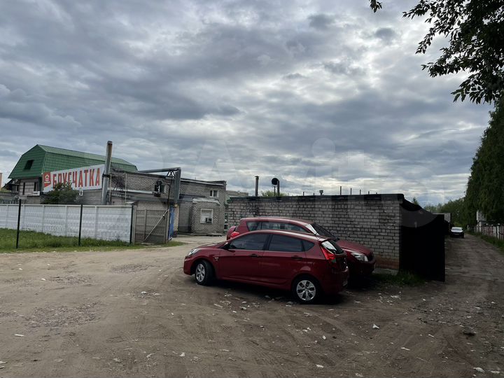 Гараж, > 30 м²