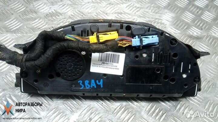 Щиток приборов (приборная панель) Land Rover