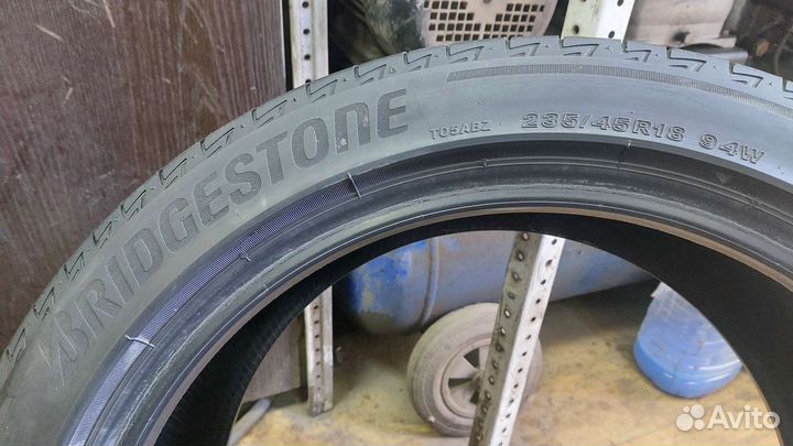 Bridgestone Turanza T005A 235/45 R18 94W