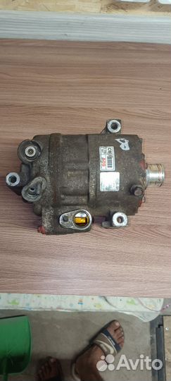 Компрессор кондиционера на Hyundai santa fe2