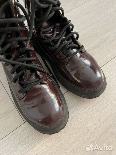 Zara ботинки лаковые 33