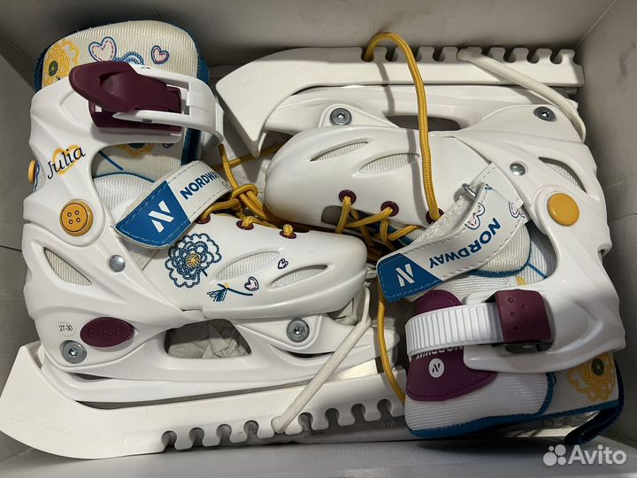 Коньки Новые