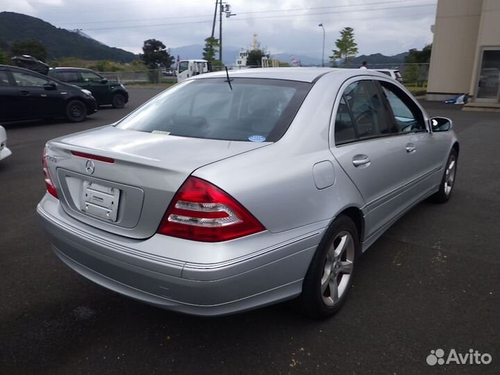 Задняя часть кузова Mercedes C-Class W203