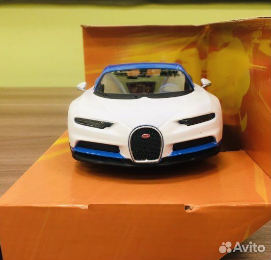 Модель Bugatti chiron 1/24