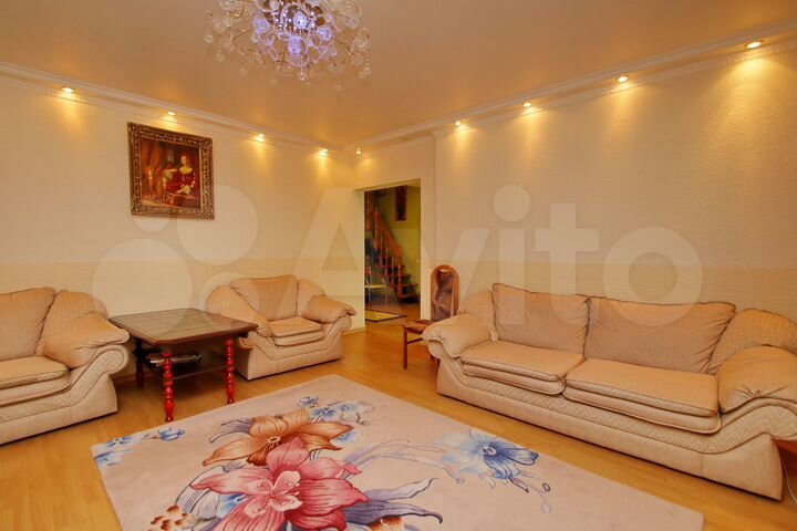 4-к. квартира, 134 м², 4/6 эт.