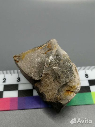 Радужный пирит (марказит, спектропирит)