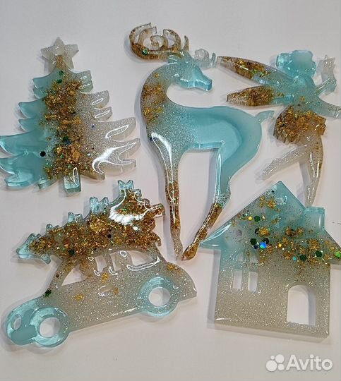 Елочные игрушки из эпоксидной смолы