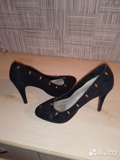 Обувь женская 37 размер