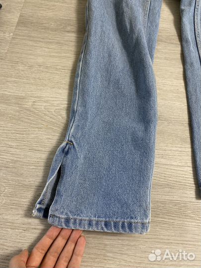 Джинсы прямого кроя