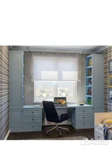 Письменный стол для школьника на двоих