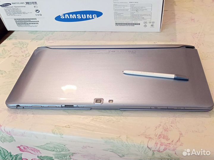 Планшетный компьютер XE500T1C-H01RU