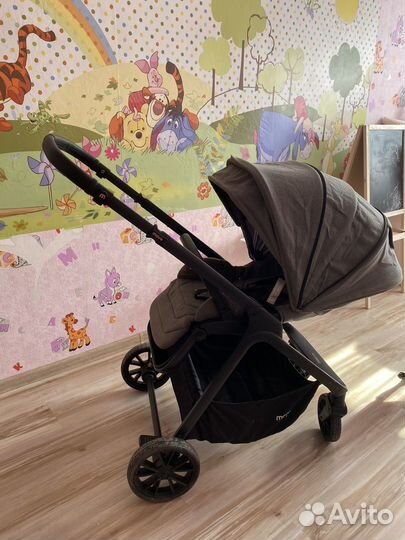 Прогулочная коляска mowbaby