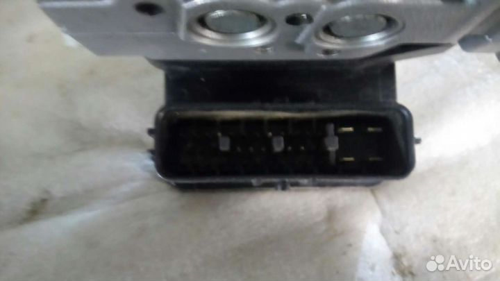 Блок ABS Honda Civic 2006-12 г.в