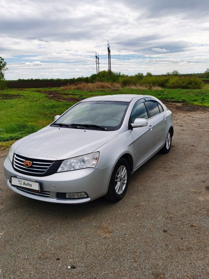 Geely Emgrand EC7: фото владельца