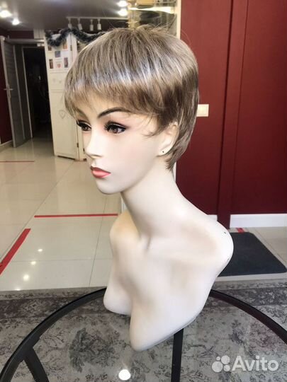 Искусственный парик Strada Ellen Wille