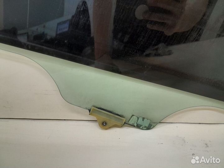 Стекло двери задней правой Kia Ceed JD 2012-2018