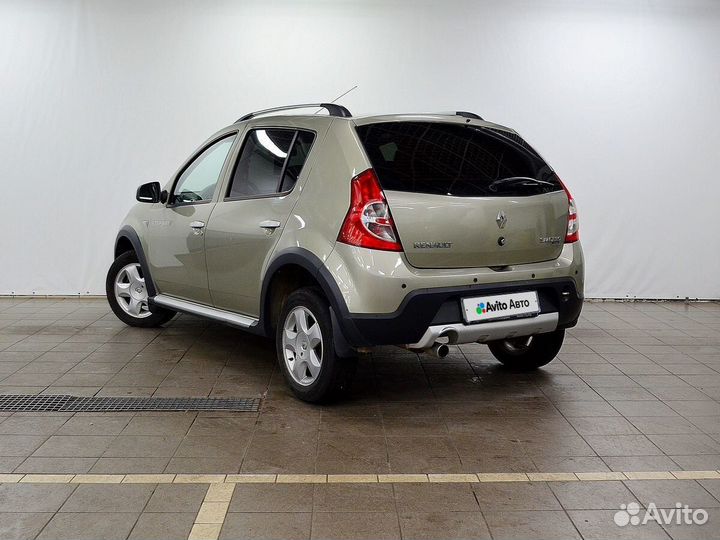 Renault Sandero Stepway 1.6 AT, 2013, 114 000 км