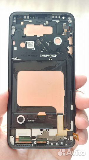 Дисплей LG V30