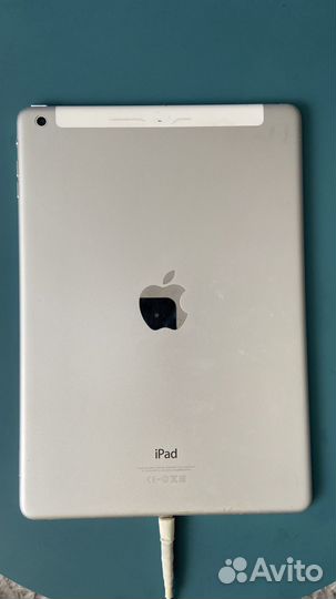 iPad Air Wi-Fi + Cellular 16GB Silver