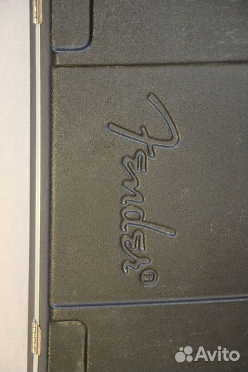 Кейс для бас гитары Fender Jazz Bass/Precision