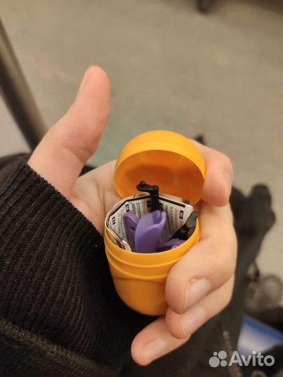 Леди Баг Киндер 2022 Бражник павлин Новый фигурка