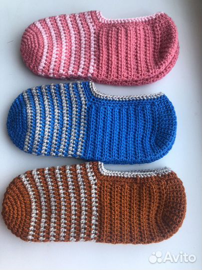 Домашние тапочки,носочки,следки