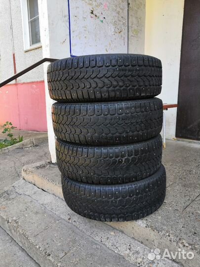 Yokohama Ice Guard IG65 215/65 R16 102D