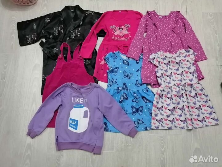 Одежда пакетом на девочку 104 -110