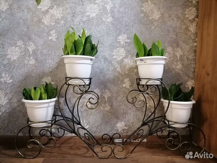 Подставка под цветы