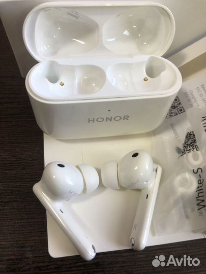 Беспроводные наушники honor