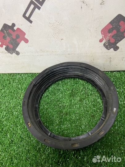 Гайка топливного насоса Mazda 3 BK Ford Focus 2