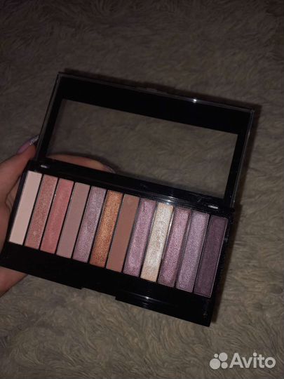 Палетка теней stellary