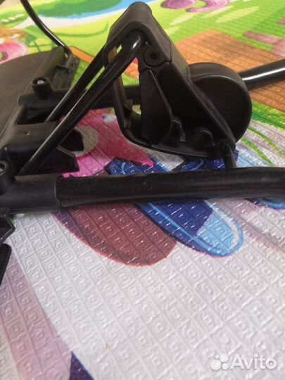 Шезлонг для новорожденных