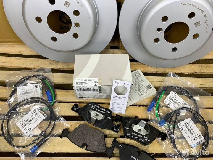 Тормозные колодки передние BMW E81, E82, E87, E88