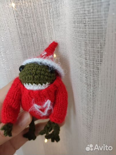 Вязаная лягушка