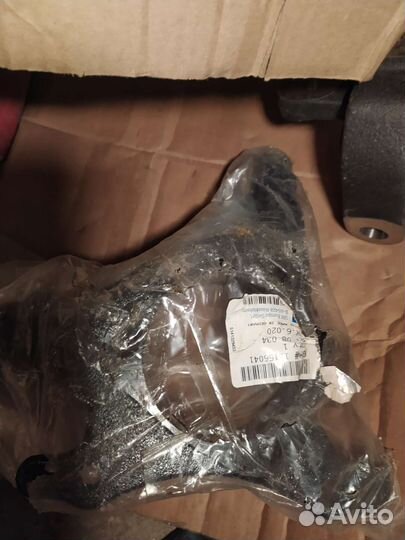 Кулак поворотный передний левый opel astra H