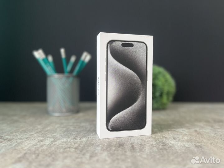iPhone 15 Pro, 256 ГБ