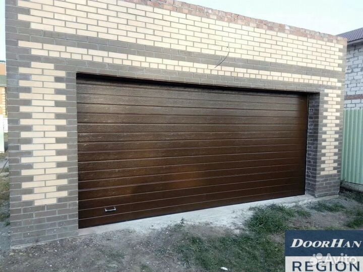 Секционные ворота