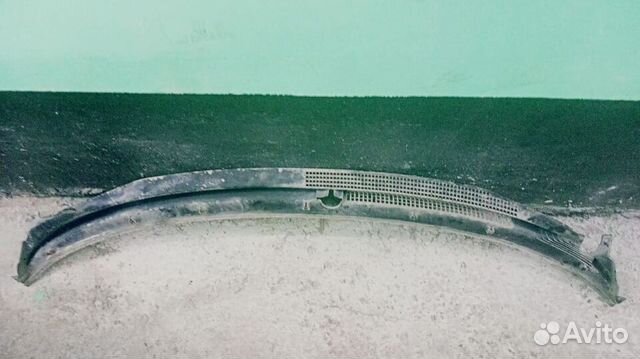 Жабо лобового стекла Mazda 626 GG FS