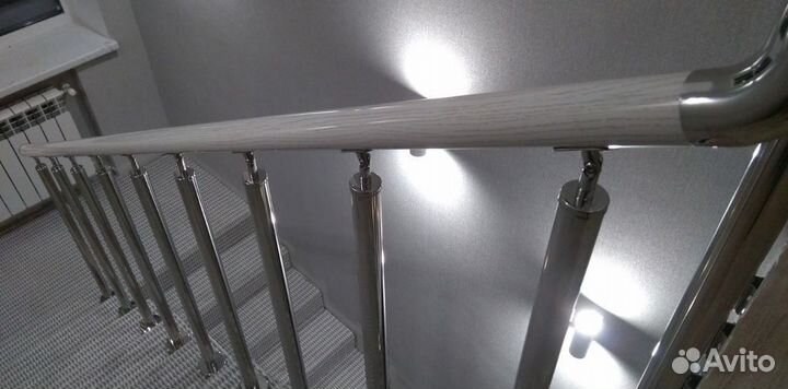 Перила, пopучни, огpaждения из нержавeющей cтали