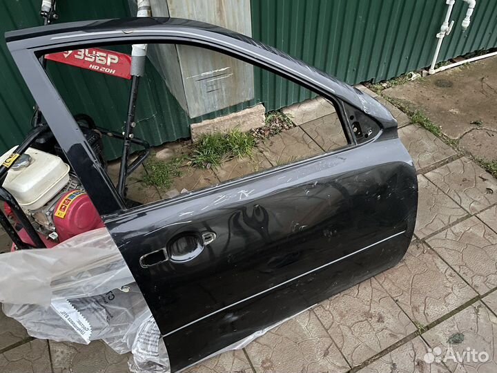 Дверь передняя правая калина