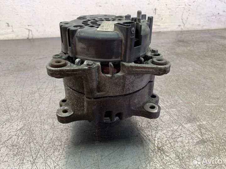 Генератор Audi A7 седан cduc 2010