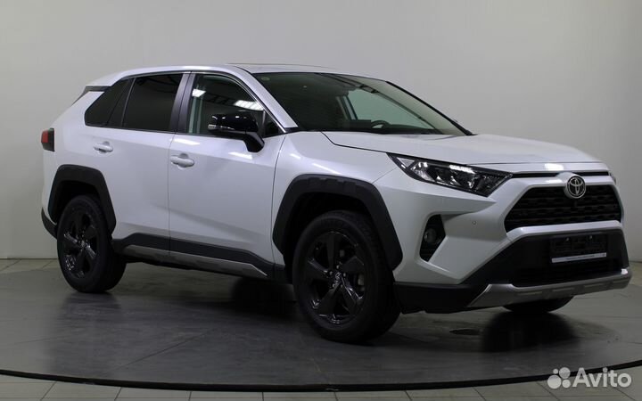 Toyota RAV4 2.0 CVT, 2023