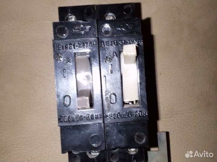 Переключатель электрощитовой