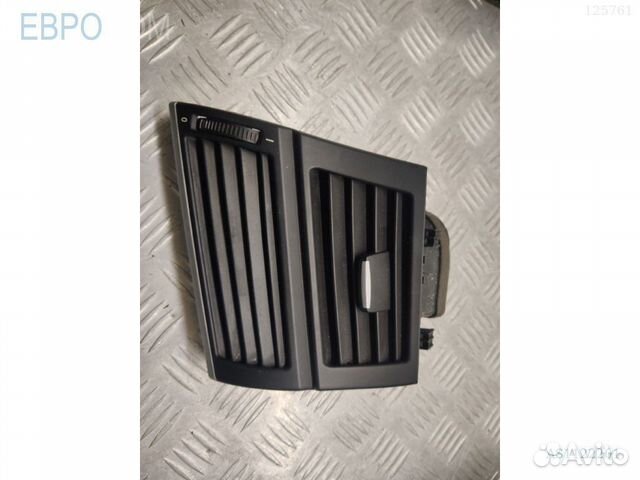 Воздуховод салона правый BMW E70LCI s1122201