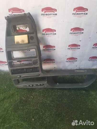 Консоль центральная Лада 2114 2111 2003